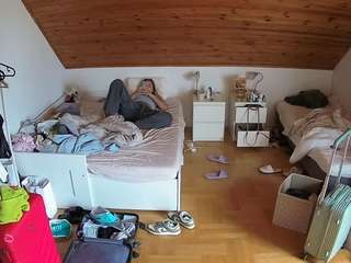 voyeurcam-julmodels-... webcam