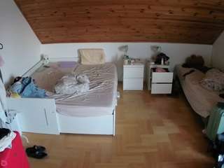 voyeurcam-julmodels-greybed-3 - Live Cam