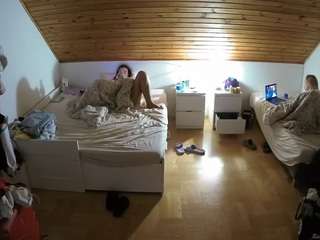 voyeurcam-julmodels-greybed-3 Modèle Webcam Profil