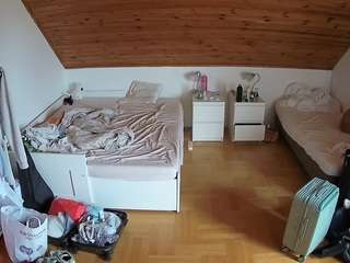 voyeurcam-julmodels-... webcam