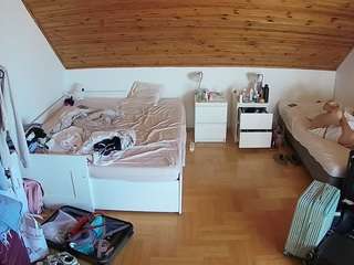 voyeurcam-julmodels-... webcam