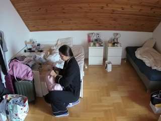 voyeurcam-julmodels-greybed-3 webcam model
