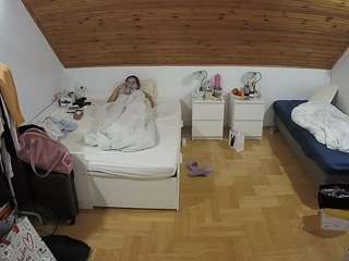 voyeurcam-julmodels-... webcam