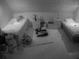 Julmodels Bedroom-B3 live cam — flashing, hidden, hidden cam