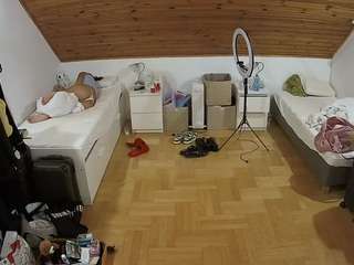 voyeurcam-julmodels-greybed-3 Sex Cam Show