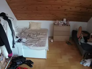 Julmodels Bedroom-B3's Live Sex Cam Show