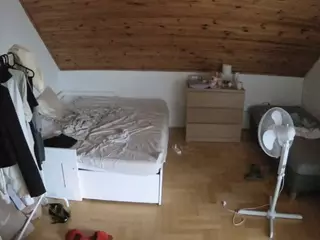 Julmodels Bedroom-B3's Live Sex Cam Show