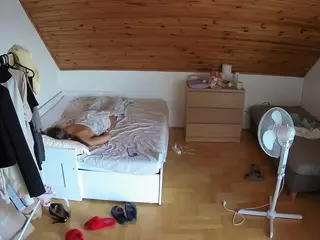 Julmodels Bedroom-B3's Live Sex Cam Show