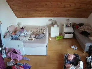 Julmodels Bedroom-B3's Live Sex Cam Show