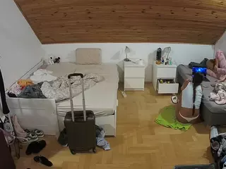 Julmodels Bedroom-B3's Live Sex Cam Show