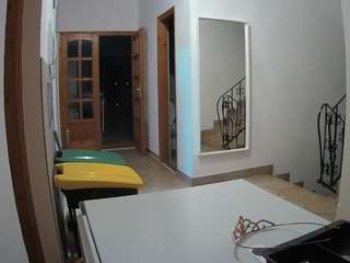 voyeurcam-julmodels-hall-1st