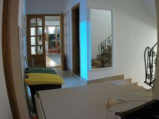 voyeurcam-julmodels-hall-1st