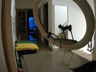 voyeurcam-julmodels-hall-1st