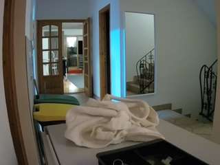 voyeurcam-julmodels-hall-1st
