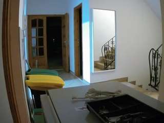 voyeurcam-julmodels-hall-1st