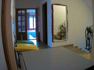 voyeurcam-julmodels-hall-1st