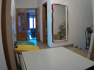 voyeurcam-julmodels-hall-1st