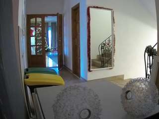 voyeurcam-julmodels-hall-1st