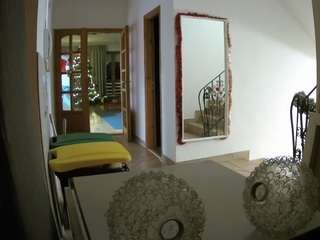 voyeurcam-julmodels-hall-1st