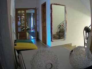 voyeurcam-julmodels-hall-1st