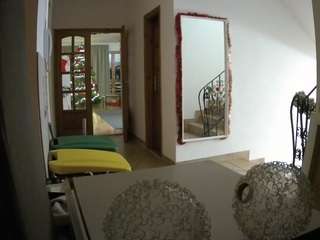 voyeurcam-julmodels-hall-1st