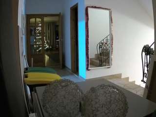 voyeurcam-julmodels-hall-1st