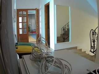 voyeurcam-julmodels-hall-1st