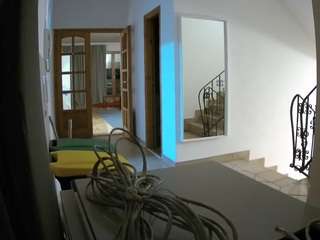 voyeurcam-julmodels-hall-1st live cam profile