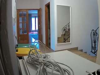 voyeurcam-julmodels-hall-1st