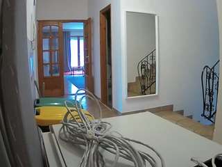 voyeurcam-julmodels-hall-1st