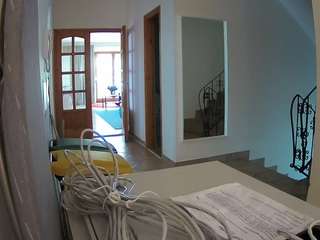 voyeurcam-julmodels-hall-1st