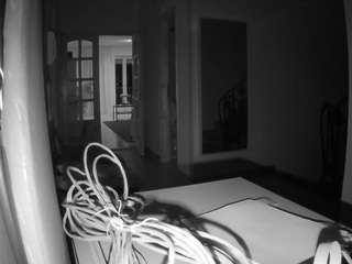 voyeurcam-julmodels-hall-1st