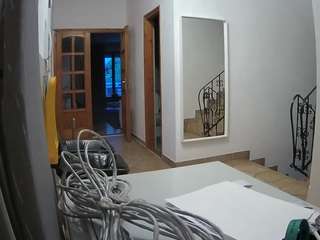 voyeurcam-julmodels-hall-1st