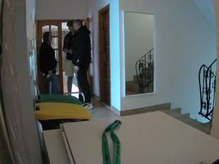 Dit model is nu live. voyeurcam-julmodels-hall-1st