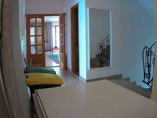 voyeurcam-julmodels-hall-1st