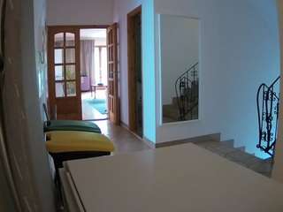 voyeurcam-julmodels-hall-1st