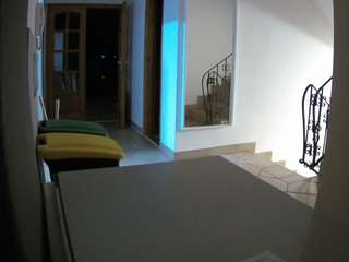 voyeurcam-julmodels-hall-1st