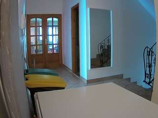 voyeurcam-julmodels-hall-1st