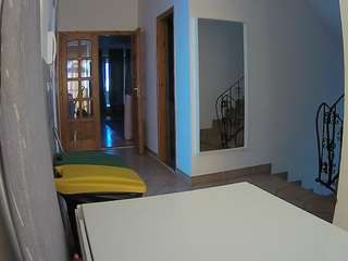 voyeurcam-julmodels-hall-1st