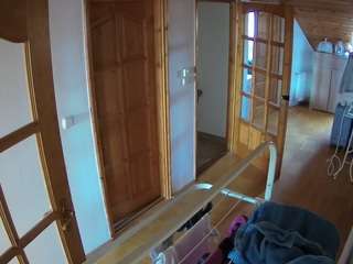 Voyeru House camsoda voyeurcam-julmodels-hall-2nd