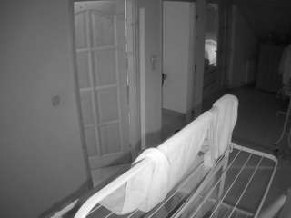 voyeurcam-julmodels-hall-2nd