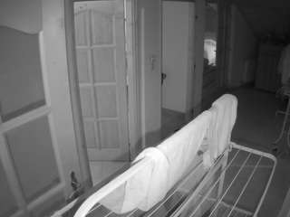 voyeurcam-julmodels-hall-2nd
