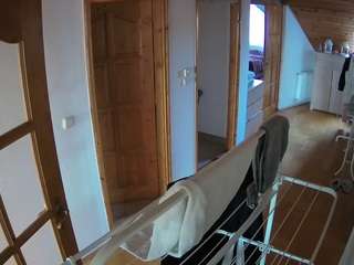 voyeurcam-julmodels-hall-2nd