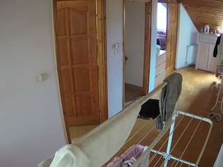 voyeurcam-julmodels-hall-2nd