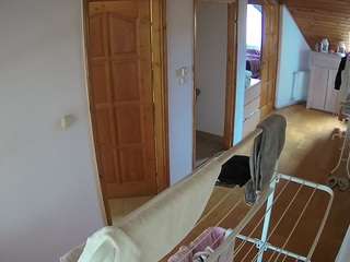 voyeurcam-julmodels-hall-2nd