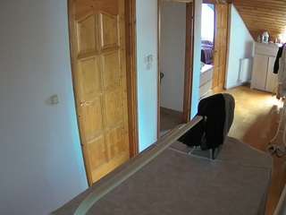 voyeurcam-julmodels-hall-2nd from CamSoda