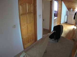 voyeurcam-julmodels-hall-2nd