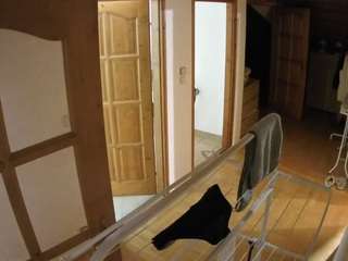 voyeurcam-julmodels-hall-2nd