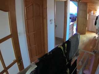 voyeurcam-julmodels-hall-2nd
