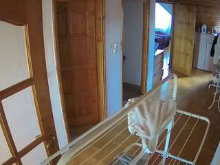voyeurcam-julmodels-hall-2nd